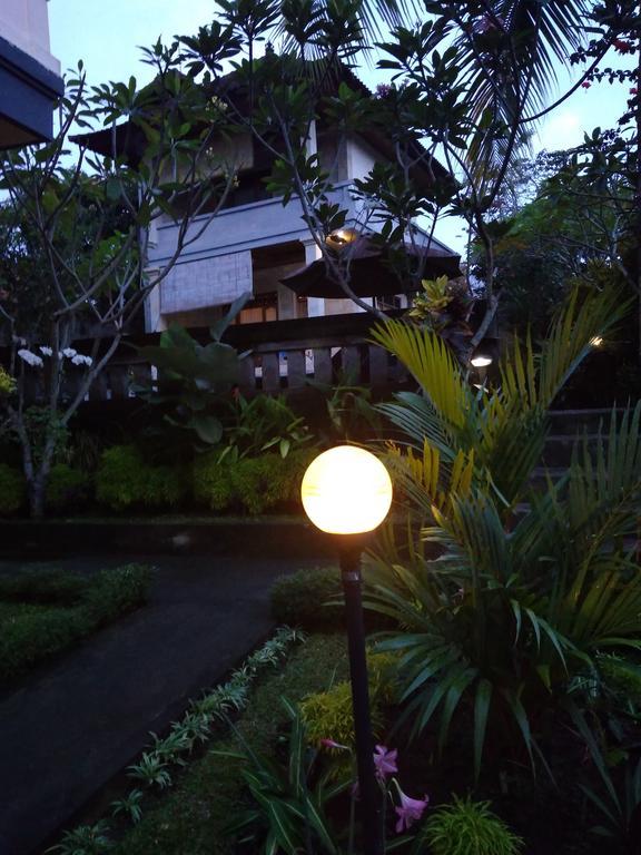 Kartika Bungalows Ubud Exterior foto