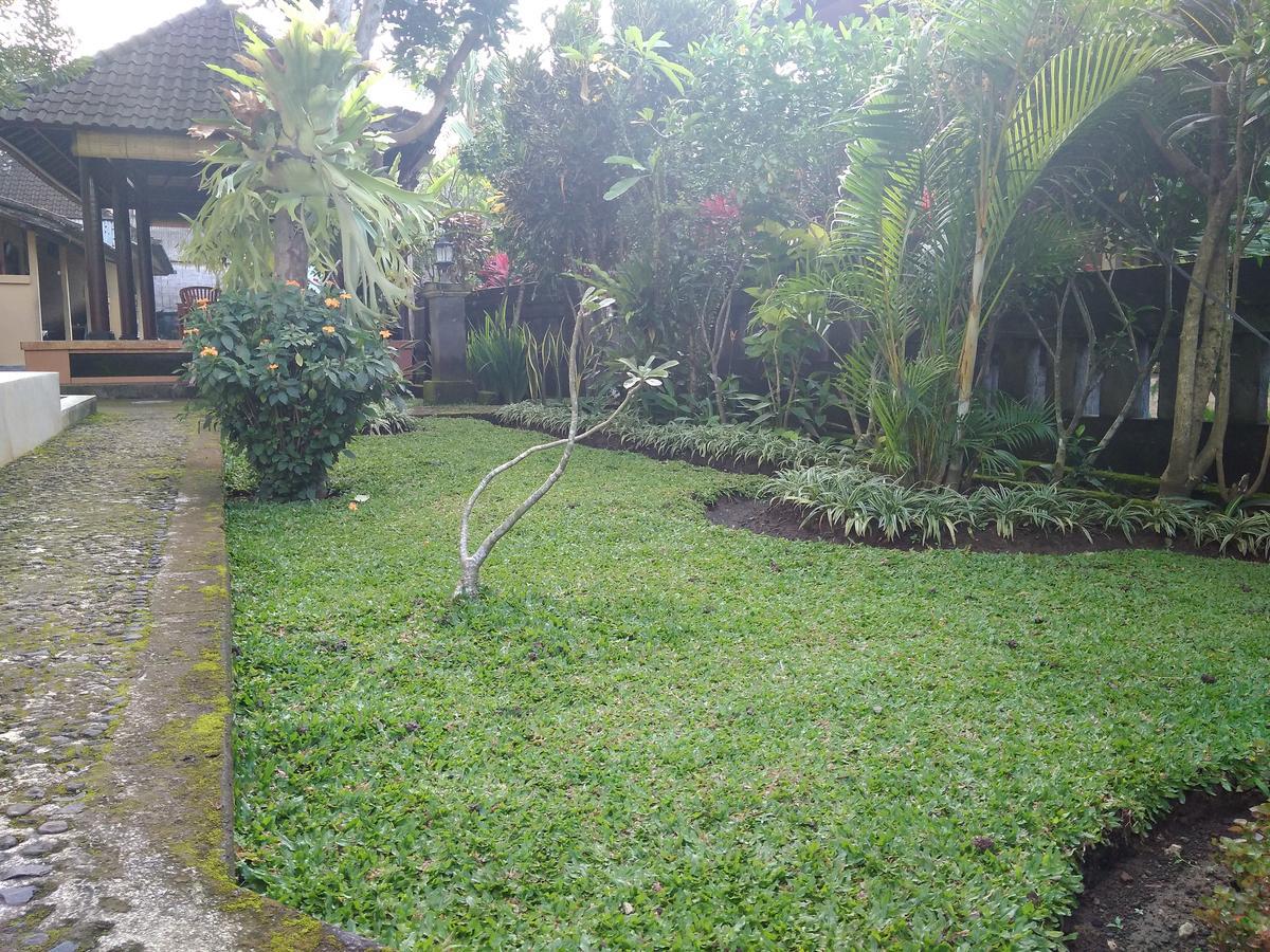 Kartika Bungalows Ubud Exterior foto